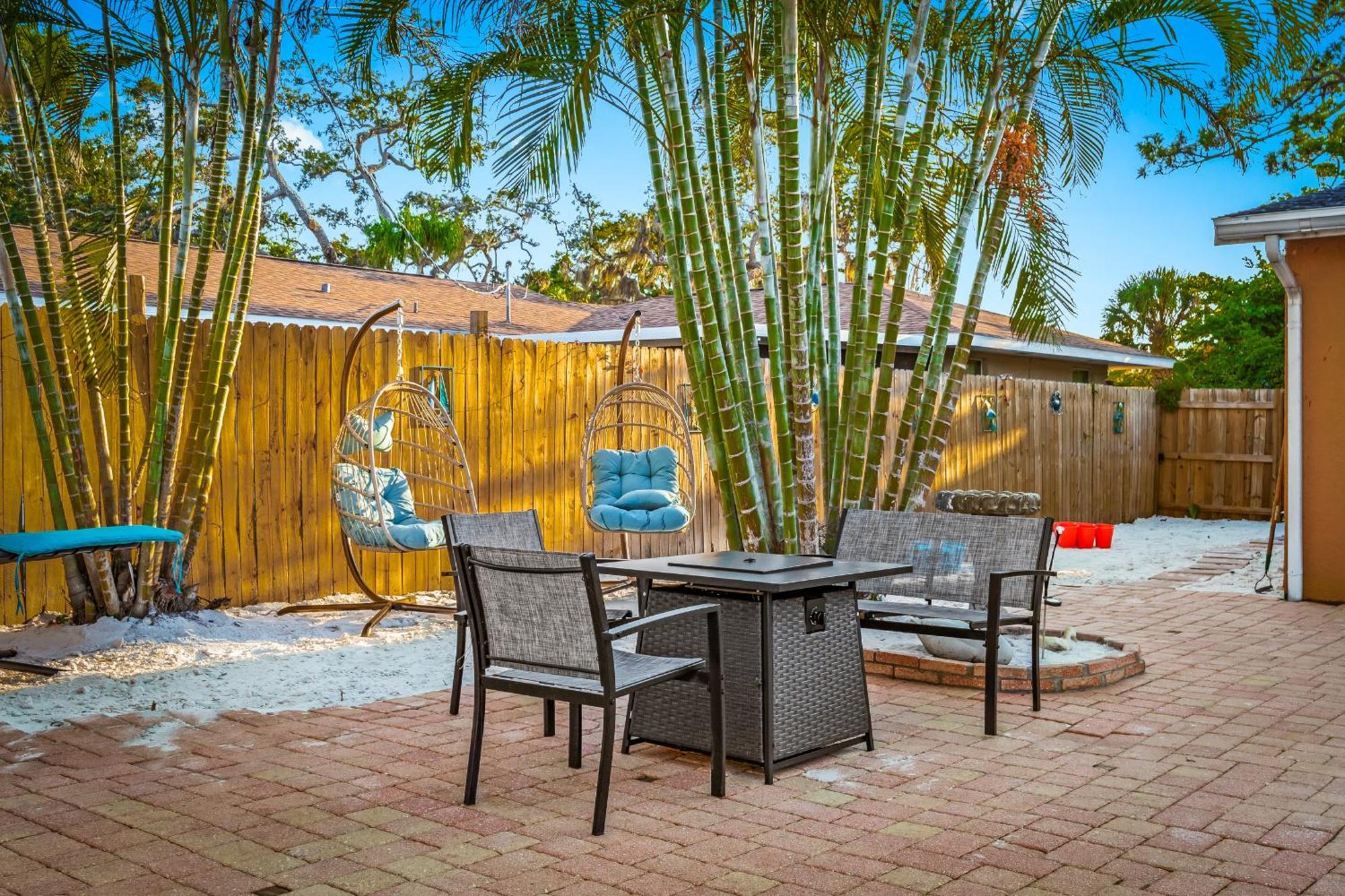 Coastal Villa W Amazing Courtyard - Splash Pad! ساراسوتا المظهر الخارجي الصورة