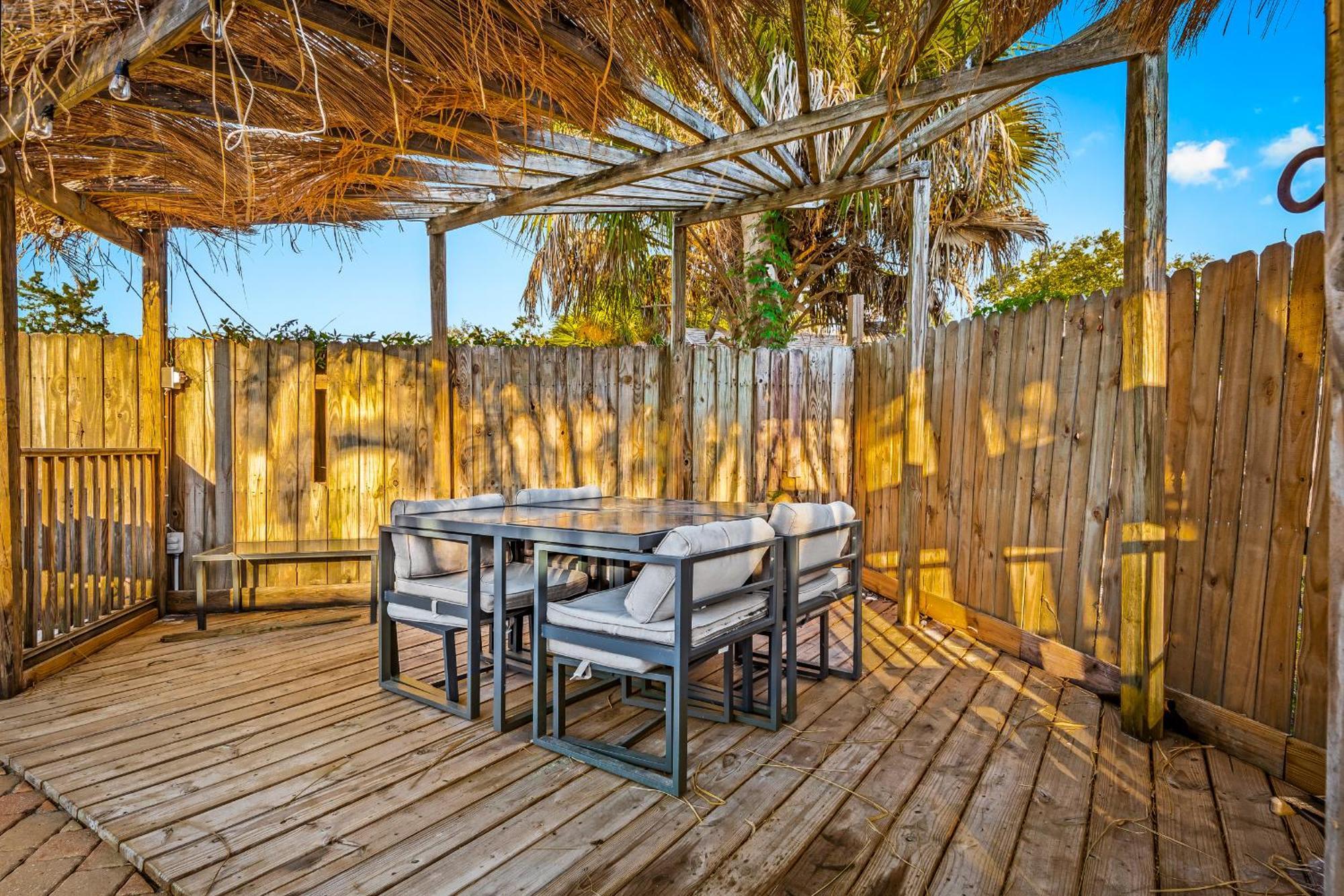 Coastal Villa W Amazing Courtyard - Splash Pad! ساراسوتا المظهر الخارجي الصورة